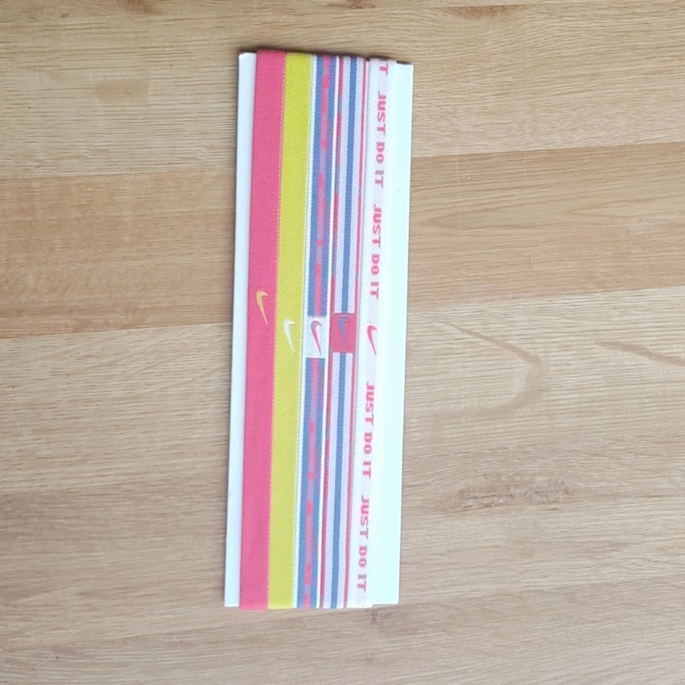 NWT Nike headbands